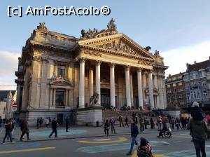 [P17] Place de la Bourse » foto by andreea_c
 - 
<span class="allrVoted glyphicon glyphicon-heart hidden" id="av942447"></span>
<a class="m-l-10 hidden" id="sv942447" onclick="voting_Foto_DelVot(,942447,3768)" role="button">șterge vot <span class="glyphicon glyphicon-remove"></span></a>
<a id="v9942447" class=" c-red"  onclick="voting_Foto_SetVot(942447)" role="button"><span class="glyphicon glyphicon-heart-empty"></span> <b>LIKE</b> = Votează poza</a> <img class="hidden"  id="f942447W9" src="/imagini/loader.gif" border="0" /><span class="AjErrMes hidden" id="e942447ErM"></span>