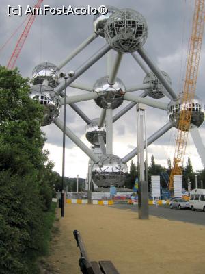 [P13] Atomium » foto by Michi
 - 
<span class="allrVoted glyphicon glyphicon-heart hidden" id="av1152404"></span>
<a class="m-l-10 hidden" id="sv1152404" onclick="voting_Foto_DelVot(,1152404,3768)" role="button">șterge vot <span class="glyphicon glyphicon-remove"></span></a>
<a id="v91152404" class=" c-red"  onclick="voting_Foto_SetVot(1152404)" role="button"><span class="glyphicon glyphicon-heart-empty"></span> <b>LIKE</b> = Votează poza</a> <img class="hidden"  id="f1152404W9" src="/imagini/loader.gif" border="0" /><span class="AjErrMes hidden" id="e1152404ErM"></span>