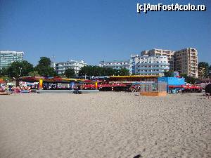[P28] De pe plaja Belona admirăm hotelul cu același nume (cel de culoare albastră). În plan apropiat se observă un parc de distracții.  » foto by Floryn81
 - 
<span class="allrVoted glyphicon glyphicon-heart hidden" id="av611375"></span>
<a class="m-l-10 hidden" id="sv611375" onclick="voting_Foto_DelVot(,611375,3771)" role="button">șterge vot <span class="glyphicon glyphicon-remove"></span></a>
<a id="v9611375" class=" c-red"  onclick="voting_Foto_SetVot(611375)" role="button"><span class="glyphicon glyphicon-heart-empty"></span> <b>LIKE</b> = Votează poza</a> <img class="hidden"  id="f611375W9" src="/imagini/loader.gif" border="0" /><span class="AjErrMes hidden" id="e611375ErM"></span>