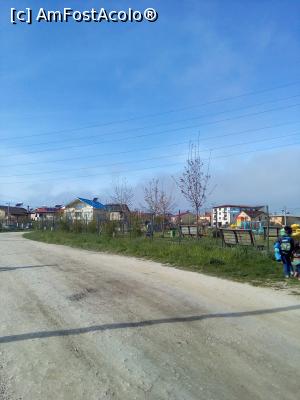 [P08] Strada Alexandru Lapusneanu, langa parc, neasfaltata,  » foto by danaeldreny*
 - 
<span class="allrVoted glyphicon glyphicon-heart hidden" id="av852309"></span>
<a class="m-l-10 hidden" id="sv852309" onclick="voting_Foto_DelVot(,852309,3771)" role="button">șterge vot <span class="glyphicon glyphicon-remove"></span></a>
<a id="v9852309" class=" c-red"  onclick="voting_Foto_SetVot(852309)" role="button"><span class="glyphicon glyphicon-heart-empty"></span> <b>LIKE</b> = Votează poza</a> <img class="hidden"  id="f852309W9" src="/imagini/loader.gif" border="0" /><span class="AjErrMes hidden" id="e852309ErM"></span>