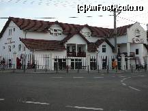 [P06] Partea dinspre stradă a hotelului Ştrand » foto by Claudiu U.
 - 
<span class="allrVoted glyphicon glyphicon-heart hidden" id="av389326"></span>
<a class="m-l-10 hidden" id="sv389326" onclick="voting_Foto_DelVot(,389326,3791)" role="button">șterge vot <span class="glyphicon glyphicon-remove"></span></a>
<a id="v9389326" class=" c-red"  onclick="voting_Foto_SetVot(389326)" role="button"><span class="glyphicon glyphicon-heart-empty"></span> <b>LIKE</b> = Votează poza</a> <img class="hidden"  id="f389326W9" src="/imagini/loader.gif" border="0" /><span class="AjErrMes hidden" id="e389326ErM"></span>