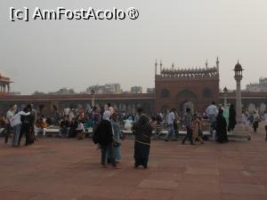 [P73] India - La Moscheea Jama Masjid. » foto by iulianic
 - 
<span class="allrVoted glyphicon glyphicon-heart hidden" id="av1461827"></span>
<a class="m-l-10 hidden" id="sv1461827" onclick="voting_Foto_DelVot(,1461827,3794)" role="button">șterge vot <span class="glyphicon glyphicon-remove"></span></a>
<a id="v91461827" class=" c-red"  onclick="voting_Foto_SetVot(1461827)" role="button"><span class="glyphicon glyphicon-heart-empty"></span> <b>LIKE</b> = Votează poza</a> <img class="hidden"  id="f1461827W9" src="/imagini/loader.gif" border="0" /><span class="AjErrMes hidden" id="e1461827ErM"></span>