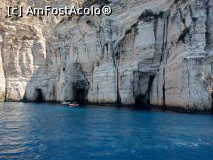[P51] Croazieră pe mare, stâncile spectaculoase de pe coasta de vest a insulei Paxos. » foto by maryka
 - 
<span class="allrVoted glyphicon glyphicon-heart hidden" id="av1259845"></span>
<a class="m-l-10 hidden" id="sv1259845" onclick="voting_Foto_DelVot(,1259845,3807)" role="button">șterge vot <span class="glyphicon glyphicon-remove"></span></a>
<a id="v91259845" class=" c-red"  onclick="voting_Foto_SetVot(1259845)" role="button"><span class="glyphicon glyphicon-heart-empty"></span> <b>LIKE</b> = Votează poza</a> <img class="hidden"  id="f1259845W9" src="/imagini/loader.gif" border="0" /><span class="AjErrMes hidden" id="e1259845ErM"></span>