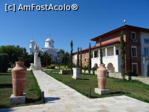 [P17] Parcul Poetului Ovidiu și Primăria orașului.  » foto by tata123 🔱
 - 
<span class="allrVoted glyphicon glyphicon-heart hidden" id="av1106701"></span>
<a class="m-l-10 hidden" id="sv1106701" onclick="voting_Foto_DelVot(,1106701,3820)" role="button">șterge vot <span class="glyphicon glyphicon-remove"></span></a>
<a id="v91106701" class=" c-red"  onclick="voting_Foto_SetVot(1106701)" role="button"><span class="glyphicon glyphicon-heart-empty"></span> <b>LIKE</b> = Votează poza</a> <img class="hidden"  id="f1106701W9" src="/imagini/loader.gif" border="0" /><span class="AjErrMes hidden" id="e1106701ErM"></span>
