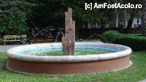 [P06] Fântâna arteziană cu tot cu obeliscu-i » foto by bog68
 - 
<span class="allrVoted glyphicon glyphicon-heart hidden" id="av514990"></span>
<a class="m-l-10 hidden" id="sv514990" onclick="voting_Foto_DelVot(,514990,3841)" role="button">șterge vot <span class="glyphicon glyphicon-remove"></span></a>
<a id="v9514990" class=" c-red"  onclick="voting_Foto_SetVot(514990)" role="button"><span class="glyphicon glyphicon-heart-empty"></span> <b>LIKE</b> = Votează poza</a> <img class="hidden"  id="f514990W9" src="/imagini/loader.gif" border="0" /><span class="AjErrMes hidden" id="e514990ErM"></span>