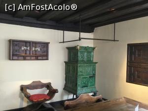 [P105] Casa lui Albrecht Dürer - camere, si o soba foarte interesanta » foto by mishu
 - 
<span class="allrVoted glyphicon glyphicon-heart hidden" id="av1173629"></span>
<a class="m-l-10 hidden" id="sv1173629" onclick="voting_Foto_DelVot(,1173629,3842)" role="button">șterge vot <span class="glyphicon glyphicon-remove"></span></a>
<a id="v91173629" class=" c-red"  onclick="voting_Foto_SetVot(1173629)" role="button"><span class="glyphicon glyphicon-heart-empty"></span> <b>LIKE</b> = Votează poza</a> <img class="hidden"  id="f1173629W9" src="/imagini/loader.gif" border="0" /><span class="AjErrMes hidden" id="e1173629ErM"></span>