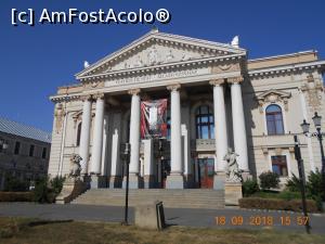 [P32] teatrul de stat - Oradea » foto by zlatna
 - 
<span class="allrVoted glyphicon glyphicon-heart hidden" id="av1171600"></span>
<a class="m-l-10 hidden" id="sv1171600" onclick="voting_Foto_DelVot(,1171600,3848)" role="button">șterge vot <span class="glyphicon glyphicon-remove"></span></a>
<a id="v91171600" class=" c-red"  onclick="voting_Foto_SetVot(1171600)" role="button"><span class="glyphicon glyphicon-heart-empty"></span> <b>LIKE</b> = Votează poza</a> <img class="hidden"  id="f1171600W9" src="/imagini/loader.gif" border="0" /><span class="AjErrMes hidden" id="e1171600ErM"></span>