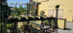 [P49] 49. Din holul central se poate ieși pe un balcon. » foto by msnd
 - 
<span class="allrVoted glyphicon glyphicon-heart hidden" id="av1502114"></span>
<a class="m-l-10 hidden" id="sv1502114" onclick="voting_Foto_DelVot(,1502114,3848)" role="button">șterge vot <span class="glyphicon glyphicon-remove"></span></a>
<a id="v91502114" class=" c-red"  onclick="voting_Foto_SetVot(1502114)" role="button"><span class="glyphicon glyphicon-heart-empty"></span> <b>LIKE</b> = Votează poza</a> <img class="hidden"  id="f1502114W9" src="/imagini/loader.gif" border="0" /><span class="AjErrMes hidden" id="e1502114ErM"></span>