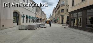[P36] 36. Strada Republicii ne întâmpină cu un vast șantier. » foto by msnd
 - 
<span class="allrVoted glyphicon glyphicon-heart hidden" id="av1534431"></span>
<a class="m-l-10 hidden" id="sv1534431" onclick="voting_Foto_DelVot(,1534431,3848)" role="button">șterge vot <span class="glyphicon glyphicon-remove"></span></a>
<a id="v91534431" class=" c-red"  onclick="voting_Foto_SetVot(1534431)" role="button"><span class="glyphicon glyphicon-heart-empty"></span> <b>LIKE</b> = Votează poza</a> <img class="hidden"  id="f1534431W9" src="/imagini/loader.gif" border="0" /><span class="AjErrMes hidden" id="e1534431ErM"></span>