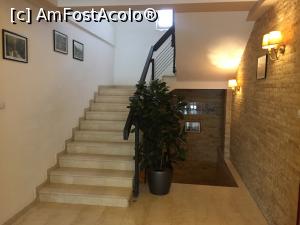 [P08] Hotel Gabriela-scara de acces spre etaj » foto by ANILU
 - 
<span class="allrVoted glyphicon glyphicon-heart hidden" id="av1074244"></span>
<a class="m-l-10 hidden" id="sv1074244" onclick="voting_Foto_DelVot(,1074244,3852)" role="button">șterge vot <span class="glyphicon glyphicon-remove"></span></a>
<a id="v91074244" class=" c-red"  onclick="voting_Foto_SetVot(1074244)" role="button"><span class="glyphicon glyphicon-heart-empty"></span> <b>LIKE</b> = Votează poza</a> <img class="hidden"  id="f1074244W9" src="/imagini/loader.gif" border="0" /><span class="AjErrMes hidden" id="e1074244ErM"></span>