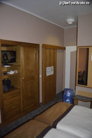 [P08] Best Western Hotel International - „măreața” cameră » foto by Dragoș_MD
 - 
<span class="allrVoted glyphicon glyphicon-heart hidden" id="av686781"></span>
<a class="m-l-10 hidden" id="sv686781" onclick="voting_Foto_DelVot(,686781,3880)" role="button">șterge vot <span class="glyphicon glyphicon-remove"></span></a>
<a id="v9686781" class=" c-red"  onclick="voting_Foto_SetVot(686781)" role="button"><span class="glyphicon glyphicon-heart-empty"></span> <b>LIKE</b> = Votează poza</a> <img class="hidden"  id="f686781W9" src="/imagini/loader.gif" border="0" /><span class="AjErrMes hidden" id="e686781ErM"></span>