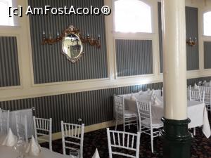 [P10] Alta sala speciala de restaurant. Transformata ca in imagine din fostele grajduri regale! Pe stalpii de sus sunt basareliefuri de cai!  » foto by rodica1016
 - 
<span class="allrVoted glyphicon glyphicon-heart hidden" id="av936235"></span>
<a class="m-l-10 hidden" id="sv936235" onclick="voting_Foto_DelVot(,936235,3897)" role="button">șterge vot <span class="glyphicon glyphicon-remove"></span></a>
<a id="v9936235" class=" c-red"  onclick="voting_Foto_SetVot(936235)" role="button"><span class="glyphicon glyphicon-heart-empty"></span> <b>LIKE</b> = Votează poza</a> <img class="hidden"  id="f936235W9" src="/imagini/loader.gif" border="0" /><span class="AjErrMes hidden" id="e936235ErM"></span>