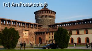 [P27] Castelul Sforzesco » foto by pepsi70ro
 - 
<span class="allrVoted glyphicon glyphicon-heart hidden" id="av1508061"></span>
<a class="m-l-10 hidden" id="sv1508061" onclick="voting_Foto_DelVot(,1508061,3925)" role="button">șterge vot <span class="glyphicon glyphicon-remove"></span></a>
<a id="v91508061" class=" c-red"  onclick="voting_Foto_SetVot(1508061)" role="button"><span class="glyphicon glyphicon-heart-empty"></span> <b>LIKE</b> = Votează poza</a> <img class="hidden"  id="f1508061W9" src="/imagini/loader.gif" border="0" /><span class="AjErrMes hidden" id="e1508061ErM"></span>