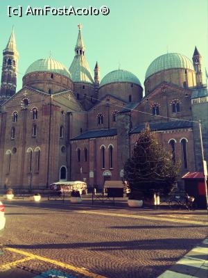 [P14] Basilica Sant Antonio de Padova » foto by dawnsash
 - 
<span class="allrVoted glyphicon glyphicon-heart hidden" id="av946759"></span>
<a class="m-l-10 hidden" id="sv946759" onclick="voting_Foto_DelVot(,946759,3933)" role="button">șterge vot <span class="glyphicon glyphicon-remove"></span></a>
<a id="v9946759" class=" c-red"  onclick="voting_Foto_SetVot(946759)" role="button"><span class="glyphicon glyphicon-heart-empty"></span> <b>LIKE</b> = Votează poza</a> <img class="hidden"  id="f946759W9" src="/imagini/loader.gif" border="0" /><span class="AjErrMes hidden" id="e946759ErM"></span>