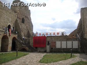 [P19] La pas prin curtea interioară. Aruncăm o privire spre terasa de sud, punct de belvedere asupra împrejurimilor.  » foto by Floryn81
 - 
<span class="allrVoted glyphicon glyphicon-heart hidden" id="av741318"></span>
<a class="m-l-10 hidden" id="sv741318" onclick="voting_Foto_DelVot(,741318,3934)" role="button">șterge vot <span class="glyphicon glyphicon-remove"></span></a>
<a id="v9741318" class=" c-red"  onclick="voting_Foto_SetVot(741318)" role="button"><span class="glyphicon glyphicon-heart-empty"></span> <b>LIKE</b> = Votează poza</a> <img class="hidden"  id="f741318W9" src="/imagini/loader.gif" border="0" /><span class="AjErrMes hidden" id="e741318ErM"></span>