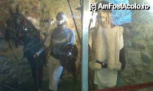 [P09] Oşteni echipaţi de luptă din Sala Armelor. Cetatea Neamţ, Târgu-Neamţ, jud. nEAMŢ.  » foto by traian.leuca †
 - 
<span class="allrVoted glyphicon glyphicon-heart hidden" id="av425767"></span>
<a class="m-l-10 hidden" id="sv425767" onclick="voting_Foto_DelVot(,425767,3934)" role="button">șterge vot <span class="glyphicon glyphicon-remove"></span></a>
<a id="v9425767" class=" c-red"  onclick="voting_Foto_SetVot(425767)" role="button"><span class="glyphicon glyphicon-heart-empty"></span> <b>LIKE</b> = Votează poza</a> <img class="hidden"  id="f425767W9" src="/imagini/loader.gif" border="0" /><span class="AjErrMes hidden" id="e425767ErM"></span>