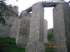 [P01] Podul spre intrarea in cetate » foto by zlatna
 - 
<span class="allrVoted glyphicon glyphicon-heart hidden" id="av658402"></span>
<a class="m-l-10 hidden" id="sv658402" onclick="voting_Foto_DelVot(,658402,3934)" role="button">șterge vot <span class="glyphicon glyphicon-remove"></span></a>
<a id="v9658402" class=" c-red"  onclick="voting_Foto_SetVot(658402)" role="button"><span class="glyphicon glyphicon-heart-empty"></span> <b>LIKE</b> = Votează poza</a> <img class="hidden"  id="f658402W9" src="/imagini/loader.gif" border="0" /><span class="AjErrMes hidden" id="e658402ErM"></span>