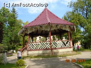 [P02] Chioșc în Parcul Central » foto by Mitica49
 - 
<span class="allrVoted glyphicon glyphicon-heart hidden" id="av937085"></span>
<a class="m-l-10 hidden" id="sv937085" onclick="voting_Foto_DelVot(,937085,3935)" role="button">șterge vot <span class="glyphicon glyphicon-remove"></span></a>
<a id="v9937085" class=" c-red"  onclick="voting_Foto_SetVot(937085)" role="button"><span class="glyphicon glyphicon-heart-empty"></span> <b>LIKE</b> = Votează poza</a> <img class="hidden"  id="f937085W9" src="/imagini/loader.gif" border="0" /><span class="AjErrMes hidden" id="e937085ErM"></span>