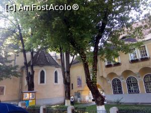 [P21] Friedrich Teutsch Haus & Erasmus, Sibiu » foto by Mioritik
 - 
<span class="allrVoted glyphicon glyphicon-heart hidden" id="av1291703"></span>
<a class="m-l-10 hidden" id="sv1291703" onclick="voting_Foto_DelVot(,1291703,3936)" role="button">șterge vot <span class="glyphicon glyphicon-remove"></span></a>
<a id="v91291703" class=" c-red"  onclick="voting_Foto_SetVot(1291703)" role="button"><span class="glyphicon glyphicon-heart-empty"></span> <b>LIKE</b> = Votează poza</a> <img class="hidden"  id="f1291703W9" src="/imagini/loader.gif" border="0" /><span class="AjErrMes hidden" id="e1291703ErM"></span>