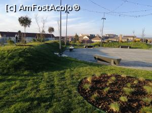 [P08] Amenajare parc pe acoperiș mall » foto by nelu73
 - 
<span class="allrVoted glyphicon glyphicon-heart hidden" id="av1128995"></span>
<a class="m-l-10 hidden" id="sv1128995" onclick="voting_Foto_DelVot(,1128995,3936)" role="button">șterge vot <span class="glyphicon glyphicon-remove"></span></a>
<a id="v91128995" class=" c-red"  onclick="voting_Foto_SetVot(1128995)" role="button"><span class="glyphicon glyphicon-heart-empty"></span> <b>LIKE</b> = Votează poza</a> <img class="hidden"  id="f1128995W9" src="/imagini/loader.gif" border="0" /><span class="AjErrMes hidden" id="e1128995ErM"></span>