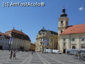 [P01] Sibiu - Piața Mare. Primăria, Muzeul Brukenthal, Turnul Sfatului. » foto by iulianic
 - 
<span class="allrVoted glyphicon glyphicon-heart hidden" id="av1355753"></span>
<a class="m-l-10 hidden" id="sv1355753" onclick="voting_Foto_DelVot(,1355753,3936)" role="button">șterge vot <span class="glyphicon glyphicon-remove"></span></a>
<a id="v91355753" class=" c-red"  onclick="voting_Foto_SetVot(1355753)" role="button"><span class="glyphicon glyphicon-heart-empty"></span> <b>LIKE</b> = Votează poza</a> <img class="hidden"  id="f1355753W9" src="/imagini/loader.gif" border="0" /><span class="AjErrMes hidden" id="e1355753ErM"></span>