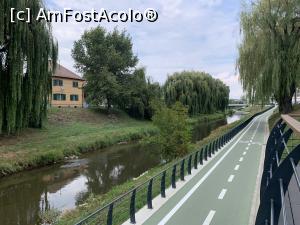 [P13] Pista de biciclete » foto by AZE
 - 
<span class="allrVoted glyphicon glyphicon-heart hidden" id="av1387738"></span>
<a class="m-l-10 hidden" id="sv1387738" onclick="voting_Foto_DelVot(,1387738,3936)" role="button">șterge vot <span class="glyphicon glyphicon-remove"></span></a>
<a id="v91387738" class=" c-red"  onclick="voting_Foto_SetVot(1387738)" role="button"><span class="glyphicon glyphicon-heart-empty"></span> <b>LIKE</b> = Votează poza</a> <img class="hidden"  id="f1387738W9" src="/imagini/loader.gif" border="0" /><span class="AjErrMes hidden" id="e1387738ErM"></span>
