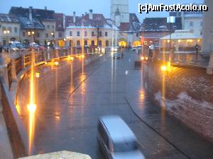 [P05] Sibiu 'by night' » foto by dorgo
 - 
<span class="allrVoted glyphicon glyphicon-heart hidden" id="av618248"></span>
<a class="m-l-10 hidden" id="sv618248" onclick="voting_Foto_DelVot(,618248,3936)" role="button">șterge vot <span class="glyphicon glyphicon-remove"></span></a>
<a id="v9618248" class=" c-red"  onclick="voting_Foto_SetVot(618248)" role="button"><span class="glyphicon glyphicon-heart-empty"></span> <b>LIKE</b> = Votează poza</a> <img class="hidden"  id="f618248W9" src="/imagini/loader.gif" border="0" /><span class="AjErrMes hidden" id="e618248ErM"></span>