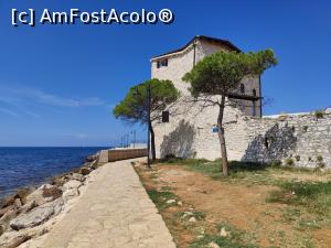 [P34] Umag/Umago; o parte din zidurile de apărare venețiene și singurul turn consrvat, azi muzeu » foto by crismis
 - 
<span class="allrVoted glyphicon glyphicon-heart hidden" id="av1352456"></span>
<a class="m-l-10 hidden" id="sv1352456" onclick="voting_Foto_DelVot(,1352456,3940)" role="button">șterge vot <span class="glyphicon glyphicon-remove"></span></a>
<a id="v91352456" class=" c-red"  onclick="voting_Foto_SetVot(1352456)" role="button"><span class="glyphicon glyphicon-heart-empty"></span> <b>LIKE</b> = Votează poza</a> <img class="hidden"  id="f1352456W9" src="/imagini/loader.gif" border="0" /><span class="AjErrMes hidden" id="e1352456ErM"></span>