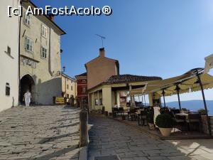 [P80] Motovun/Montona; terase cu vedere » foto by crismis
 - 
<span class="allrVoted glyphicon glyphicon-heart hidden" id="av1352502"></span>
<a class="m-l-10 hidden" id="sv1352502" onclick="voting_Foto_DelVot(,1352502,3940)" role="button">șterge vot <span class="glyphicon glyphicon-remove"></span></a>
<a id="v91352502" class=" c-red"  onclick="voting_Foto_SetVot(1352502)" role="button"><span class="glyphicon glyphicon-heart-empty"></span> <b>LIKE</b> = Votează poza</a> <img class="hidden"  id="f1352502W9" src="/imagini/loader.gif" border="0" /><span class="AjErrMes hidden" id="e1352502ErM"></span>