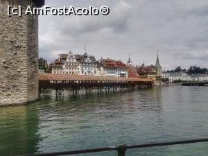 [P28] Lucerna vazuta si din alt unghi » foto by lenti
 - 
<span class="allrVoted glyphicon glyphicon-heart hidden" id="av991834"></span>
<a class="m-l-10 hidden" id="sv991834" onclick="voting_Foto_DelVot(,991834,3962)" role="button">șterge vot <span class="glyphicon glyphicon-remove"></span></a>
<a id="v9991834" class=" c-red"  onclick="voting_Foto_SetVot(991834)" role="button"><span class="glyphicon glyphicon-heart-empty"></span> <b>LIKE</b> = Votează poza</a> <img class="hidden"  id="f991834W9" src="/imagini/loader.gif" border="0" /><span class="AjErrMes hidden" id="e991834ErM"></span>