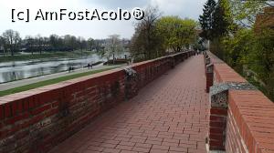 [P05] Promenada de pe meterezele zidului » foto by Dragoș_MD
 - 
<span class="allrVoted glyphicon glyphicon-heart hidden" id="av944069"></span>
<a class="m-l-10 hidden" id="sv944069" onclick="voting_Foto_DelVot(,944069,3969)" role="button">șterge vot <span class="glyphicon glyphicon-remove"></span></a>
<a id="v9944069" class=" c-red"  onclick="voting_Foto_SetVot(944069)" role="button"><span class="glyphicon glyphicon-heart-empty"></span> <b>LIKE</b> = Votează poza</a> <img class="hidden"  id="f944069W9" src="/imagini/loader.gif" border="0" /><span class="AjErrMes hidden" id="e944069ErM"></span>