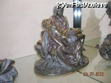 [P05] Pieta (a lui Michelangelo) ... la Pompei » foto by mcosmin
 - 
<span class="allrVoted glyphicon glyphicon-heart hidden" id="av29957"></span>
<a class="m-l-10 hidden" id="sv29957" onclick="voting_Foto_DelVot(,29957,3976)" role="button">șterge vot <span class="glyphicon glyphicon-remove"></span></a>
<a id="v929957" class=" c-red"  onclick="voting_Foto_SetVot(29957)" role="button"><span class="glyphicon glyphicon-heart-empty"></span> <b>LIKE</b> = Votează poza</a> <img class="hidden"  id="f29957W9" src="/imagini/loader.gif" border="0" /><span class="AjErrMes hidden" id="e29957ErM"></span>