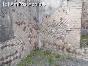 [P10] Pompei. Zid decapat de magmă. » foto by mihaelavoicu
 - 
<span class="allrVoted glyphicon glyphicon-heart hidden" id="av1184917"></span>
<a class="m-l-10 hidden" id="sv1184917" onclick="voting_Foto_DelVot(,1184917,3976)" role="button">șterge vot <span class="glyphicon glyphicon-remove"></span></a>
<a id="v91184917" class=" c-red"  onclick="voting_Foto_SetVot(1184917)" role="button"><span class="glyphicon glyphicon-heart-empty"></span> <b>LIKE</b> = Votează poza</a> <img class="hidden"  id="f1184917W9" src="/imagini/loader.gif" border="0" /><span class="AjErrMes hidden" id="e1184917ErM"></span>