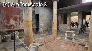 [P08] Casa lui Menander (Regio I, 7), un exemplu tipic de locuinta a unei familii de rang inalt. Numele a fost dat ca urmare a unui portret al lui Menandru, un dramaturg atenian, asezat in portic.  » foto by geani anto
 - 
<span class="allrVoted glyphicon glyphicon-heart hidden" id="av1410665"></span>
<a class="m-l-10 hidden" id="sv1410665" onclick="voting_Foto_DelVot(,1410665,3976)" role="button">șterge vot <span class="glyphicon glyphicon-remove"></span></a>
<a id="v91410665" class=" c-red"  onclick="voting_Foto_SetVot(1410665)" role="button"><span class="glyphicon glyphicon-heart-empty"></span> <b>LIKE</b> = Votează poza</a> <img class="hidden"  id="f1410665W9" src="/imagini/loader.gif" border="0" /><span class="AjErrMes hidden" id="e1410665ErM"></span>