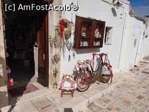 [P20] Alberobello » foto by anila82
 - 
<span class="allrVoted glyphicon glyphicon-heart hidden" id="av1289478"></span>
<a class="m-l-10 hidden" id="sv1289478" onclick="voting_Foto_DelVot(,1289478,3993)" role="button">șterge vot <span class="glyphicon glyphicon-remove"></span></a>
<a id="v91289478" class=" c-red"  onclick="voting_Foto_SetVot(1289478)" role="button"><span class="glyphicon glyphicon-heart-empty"></span> <b>LIKE</b> = Votează poza</a> <img class="hidden"  id="f1289478W9" src="/imagini/loader.gif" border="0" /><span class="AjErrMes hidden" id="e1289478ErM"></span>