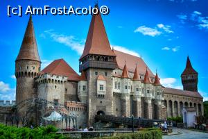[P02] Castelul in lumina asfintitului, cea mai buna pentru fotografii. » foto by Remicade
 - 
<span class="allrVoted glyphicon glyphicon-heart hidden" id="av766816"></span>
<a class="m-l-10 hidden" id="sv766816" onclick="voting_Foto_DelVot(,766816,4000)" role="button">șterge vot <span class="glyphicon glyphicon-remove"></span></a>
<a id="v9766816" class=" c-red"  onclick="voting_Foto_SetVot(766816)" role="button"><span class="glyphicon glyphicon-heart-empty"></span> <b>LIKE</b> = Votează poza</a> <img class="hidden"  id="f766816W9" src="/imagini/loader.gif" border="0" /><span class="AjErrMes hidden" id="e766816ErM"></span>