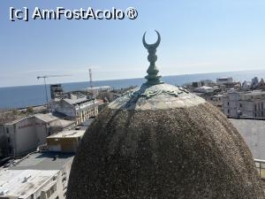 [P20] Cupola cu semilună a moscheii și marea - vedere din minaret » foto by nicole33
 - 
<span class="allrVoted glyphicon glyphicon-heart hidden" id="av1525474"></span>
<a class="m-l-10 hidden" id="sv1525474" onclick="voting_Foto_DelVot(,1525474,4001)" role="button">șterge vot <span class="glyphicon glyphicon-remove"></span></a>
<a id="v91525474" class=" c-red"  onclick="voting_Foto_SetVot(1525474)" role="button"><span class="glyphicon glyphicon-heart-empty"></span> <b>LIKE</b> = Votează poza</a> <img class="hidden"  id="f1525474W9" src="/imagini/loader.gif" border="0" /><span class="AjErrMes hidden" id="e1525474ErM"></span>
