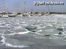 [P24] Portul turistic Tomis, pana sa inghete total. » foto by pepsi70ro
 - 
<span class="allrVoted glyphicon glyphicon-heart hidden" id="av292871"></span>
<a class="m-l-10 hidden" id="sv292871" onclick="voting_Foto_DelVot(,292871,4001)" role="button">șterge vot <span class="glyphicon glyphicon-remove"></span></a>
<a id="v9292871" class=" c-red"  onclick="voting_Foto_SetVot(292871)" role="button"><span class="glyphicon glyphicon-heart-empty"></span> <b>LIKE</b> = Votează poza</a> <img class="hidden"  id="f292871W9" src="/imagini/loader.gif" border="0" /><span class="AjErrMes hidden" id="e292871ErM"></span>