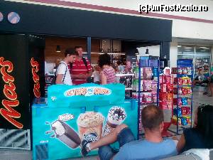 [P04] Chioscul cu racoritoare si dulciuri de la intrare » foto by dorgo
 - 
<span class="allrVoted glyphicon glyphicon-heart hidden" id="av645701"></span>
<a class="m-l-10 hidden" id="sv645701" onclick="voting_Foto_DelVot(,645701,4024)" role="button">șterge vot <span class="glyphicon glyphicon-remove"></span></a>
<a id="v9645701" class=" c-red"  onclick="voting_Foto_SetVot(645701)" role="button"><span class="glyphicon glyphicon-heart-empty"></span> <b>LIKE</b> = Votează poza</a> <img class="hidden"  id="f645701W9" src="/imagini/loader.gif" border="0" /><span class="AjErrMes hidden" id="e645701ErM"></span>