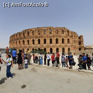 [P03] El Jem, Amfiteatrul (Colosseum Thysdrus), Fațada cu Galerii și Coloane pe trei niveluri, cu 64 de Arcade, poză micșorată la jumătete ca să îl pot poza în totalitate... » foto by mprofeanu
 - 
<span class="allrVoted glyphicon glyphicon-heart hidden" id="av1433185"></span>
<a class="m-l-10 hidden" id="sv1433185" onclick="voting_Foto_DelVot(,1433185,4044)" role="button">șterge vot <span class="glyphicon glyphicon-remove"></span></a>
<a id="v91433185" class=" c-red"  onclick="voting_Foto_SetVot(1433185)" role="button"><span class="glyphicon glyphicon-heart-empty"></span> <b>LIKE</b> = Votează poza</a> <img class="hidden"  id="f1433185W9" src="/imagini/loader.gif" border="0" /><span class="AjErrMes hidden" id="e1433185ErM"></span>