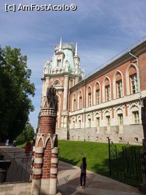[P10] tot Palatul Tsartsyno » foto by robert
 - 
<span class="allrVoted glyphicon glyphicon-heart hidden" id="av1079725"></span>
<a class="m-l-10 hidden" id="sv1079725" onclick="voting_Foto_DelVot(,1079725,4056)" role="button">șterge vot <span class="glyphicon glyphicon-remove"></span></a>
<a id="v91079725" class=" c-red"  onclick="voting_Foto_SetVot(1079725)" role="button"><span class="glyphicon glyphicon-heart-empty"></span> <b>LIKE</b> = Votează poza</a> <img class="hidden"  id="f1079725W9" src="/imagini/loader.gif" border="0" /><span class="AjErrMes hidden" id="e1079725ErM"></span>