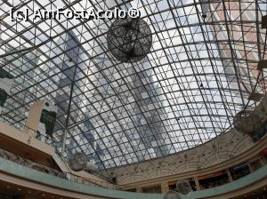 [P45] " viața mea" la mall » foto by robert
 - 
<span class="allrVoted glyphicon glyphicon-heart hidden" id="av1089994"></span>
<a class="m-l-10 hidden" id="sv1089994" onclick="voting_Foto_DelVot(,1089994,4056)" role="button">șterge vot <span class="glyphicon glyphicon-remove"></span></a>
<a id="v91089994" class=" c-red"  onclick="voting_Foto_SetVot(1089994)" role="button"><span class="glyphicon glyphicon-heart-empty"></span> <b>LIKE</b> = Votează poza</a> <img class="hidden"  id="f1089994W9" src="/imagini/loader.gif" border="0" /><span class="AjErrMes hidden" id="e1089994ErM"></span>