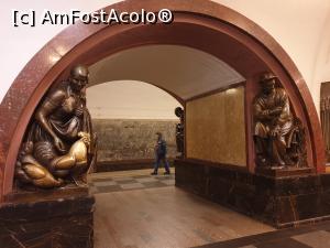 [P10] Ploshchad Revolyutsii - cocosul care poarta noroc » foto by geani anto
 - 
<span class="allrVoted glyphicon glyphicon-heart hidden" id="av1110932"></span>
<a class="m-l-10 hidden" id="sv1110932" onclick="voting_Foto_DelVot(,1110932,4056)" role="button">șterge vot <span class="glyphicon glyphicon-remove"></span></a>
<a id="v91110932" class=" c-red"  onclick="voting_Foto_SetVot(1110932)" role="button"><span class="glyphicon glyphicon-heart-empty"></span> <b>LIKE</b> = Votează poza</a> <img class="hidden"  id="f1110932W9" src="/imagini/loader.gif" border="0" /><span class="AjErrMes hidden" id="e1110932ErM"></span>