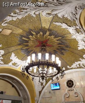 [P06] Komsomolskaya » foto by geani anto
 - 
<span class="allrVoted glyphicon glyphicon-heart hidden" id="av1110928"></span>
<a class="m-l-10 hidden" id="sv1110928" onclick="voting_Foto_DelVot(,1110928,4056)" role="button">șterge vot <span class="glyphicon glyphicon-remove"></span></a>
<a id="v91110928" class=" c-red"  onclick="voting_Foto_SetVot(1110928)" role="button"><span class="glyphicon glyphicon-heart-empty"></span> <b>LIKE</b> = Votează poza</a> <img class="hidden"  id="f1110928W9" src="/imagini/loader.gif" border="0" /><span class="AjErrMes hidden" id="e1110928ErM"></span>