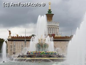 [P09] Fantana cu flori de piatra » foto by geani anto
 - 
<span class="allrVoted glyphicon glyphicon-heart hidden" id="av1111389"></span>
<a class="m-l-10 hidden" id="sv1111389" onclick="voting_Foto_DelVot(,1111389,4056)" role="button">șterge vot <span class="glyphicon glyphicon-remove"></span></a>
<a id="v91111389" class=" c-red"  onclick="voting_Foto_SetVot(1111389)" role="button"><span class="glyphicon glyphicon-heart-empty"></span> <b>LIKE</b> = Votează poza</a> <img class="hidden"  id="f1111389W9" src="/imagini/loader.gif" border="0" /><span class="AjErrMes hidden" id="e1111389ErM"></span>