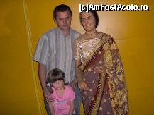 [P15] Eu cu nepoata mea alături de fostă mare conducătoare indiană. » foto by adigogu
 - 
<span class="allrVoted glyphicon glyphicon-heart hidden" id="av105515"></span>
<a class="m-l-10 hidden" id="sv105515" onclick="voting_Foto_DelVot(,105515,4057)" role="button">șterge vot <span class="glyphicon glyphicon-remove"></span></a>
<a id="v9105515" class=" c-red"  onclick="voting_Foto_SetVot(105515)" role="button"><span class="glyphicon glyphicon-heart-empty"></span> <b>LIKE</b> = Votează poza</a> <img class="hidden"  id="f105515W9" src="/imagini/loader.gif" border="0" /><span class="AjErrMes hidden" id="e105515ErM"></span>