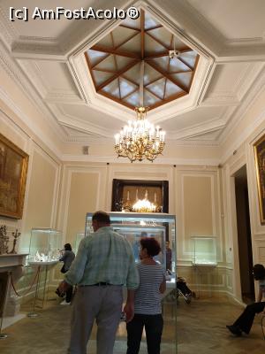 [P31] Anticamera » foto by geani anto
 - 
<span class="allrVoted glyphicon glyphicon-heart hidden" id="av1114028"></span>
<a class="m-l-10 hidden" id="sv1114028" onclick="voting_Foto_DelVot(,1114028,4057)" role="button">șterge vot <span class="glyphicon glyphicon-remove"></span></a>
<a id="v91114028" class=" c-red"  onclick="voting_Foto_SetVot(1114028)" role="button"><span class="glyphicon glyphicon-heart-empty"></span> <b>LIKE</b> = Votează poza</a> <img class="hidden"  id="f1114028W9" src="/imagini/loader.gif" border="0" /><span class="AjErrMes hidden" id="e1114028ErM"></span>