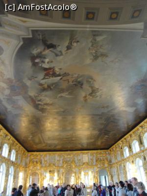 [P03] Pictura originala a tavanului Galeriei Luminoase, reprezinta trei compozitii: alegoria Rusiei, a pacii si a victoriei.  » foto by geani anto
 - 
<span class="allrVoted glyphicon glyphicon-heart hidden" id="av1118064"></span>
<a class="m-l-10 hidden" id="sv1118064" onclick="voting_Foto_DelVot(,1118064,4057)" role="button">șterge vot <span class="glyphicon glyphicon-remove"></span></a>
<a id="v91118064" class=" c-red"  onclick="voting_Foto_SetVot(1118064)" role="button"><span class="glyphicon glyphicon-heart-empty"></span> <b>LIKE</b> = Votează poza</a> <img class="hidden"  id="f1118064W9" src="/imagini/loader.gif" border="0" /><span class="AjErrMes hidden" id="e1118064ErM"></span>