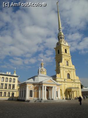 [P18] Catedrala Petru si Pavel, vizibila de la distanta mare, datorita turnului de 122 metri inaltime, care are un inger aurit in varf.  » foto by geani anto
 - 
<span class="allrVoted glyphicon glyphicon-heart hidden" id="av1134853"></span>
<a class="m-l-10 hidden" id="sv1134853" onclick="voting_Foto_DelVot(,1134853,4057)" role="button">șterge vot <span class="glyphicon glyphicon-remove"></span></a>
<a id="v91134853" class=" c-red"  onclick="voting_Foto_SetVot(1134853)" role="button"><span class="glyphicon glyphicon-heart-empty"></span> <b>LIKE</b> = Votează poza</a> <img class="hidden"  id="f1134853W9" src="/imagini/loader.gif" border="0" /><span class="AjErrMes hidden" id="e1134853ErM"></span>