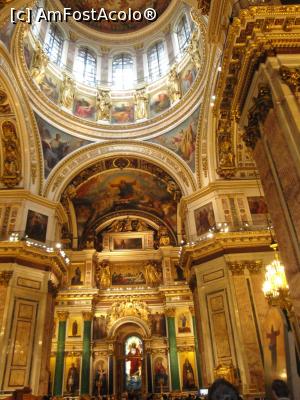 [P05] Coloanele de malachit verde din interiorul catedralei Sf. Isaac » foto by geani anto
 - 
<span class="allrVoted glyphicon glyphicon-heart hidden" id="av1134840"></span>
<a class="m-l-10 hidden" id="sv1134840" onclick="voting_Foto_DelVot(,1134840,4057)" role="button">șterge vot <span class="glyphicon glyphicon-remove"></span></a>
<a id="v91134840" class=" c-red"  onclick="voting_Foto_SetVot(1134840)" role="button"><span class="glyphicon glyphicon-heart-empty"></span> <b>LIKE</b> = Votează poza</a> <img class="hidden"  id="f1134840W9" src="/imagini/loader.gif" border="0" /><span class="AjErrMes hidden" id="e1134840ErM"></span>